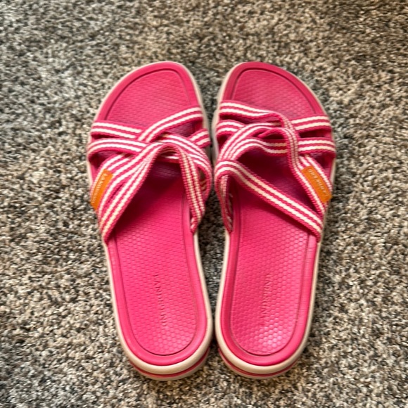 Land’s End sandals - Picture 1 of 6